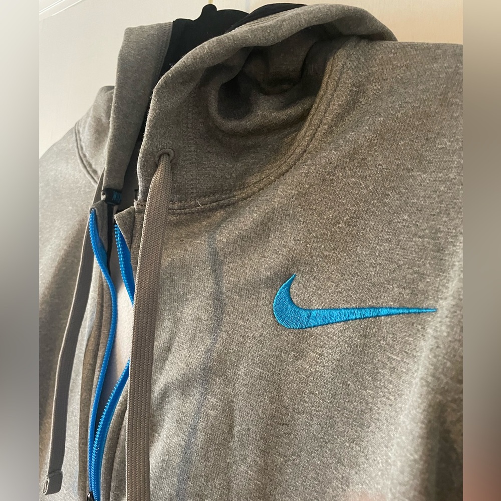 Nike Zip Up Sweatshirt